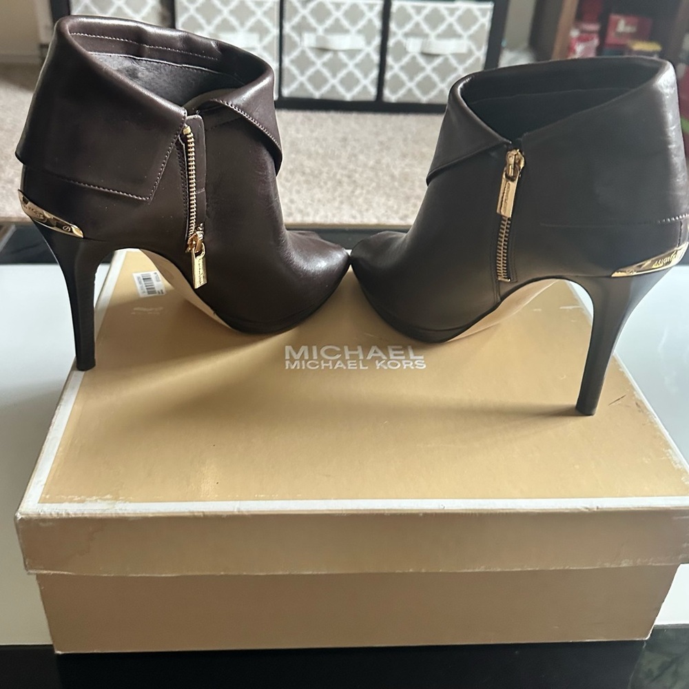 Michael Kors Open Toe Booties - Picture 3 of 4